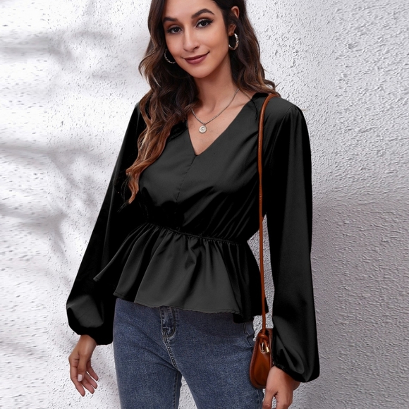 Lovely Rosetta Tops - Black V-Neck Peplum Top with Stylish Balloon Sleeves